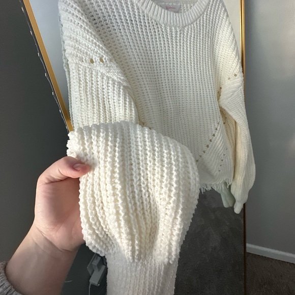 White Ivory Soft Sweater - Picture 2 of 6